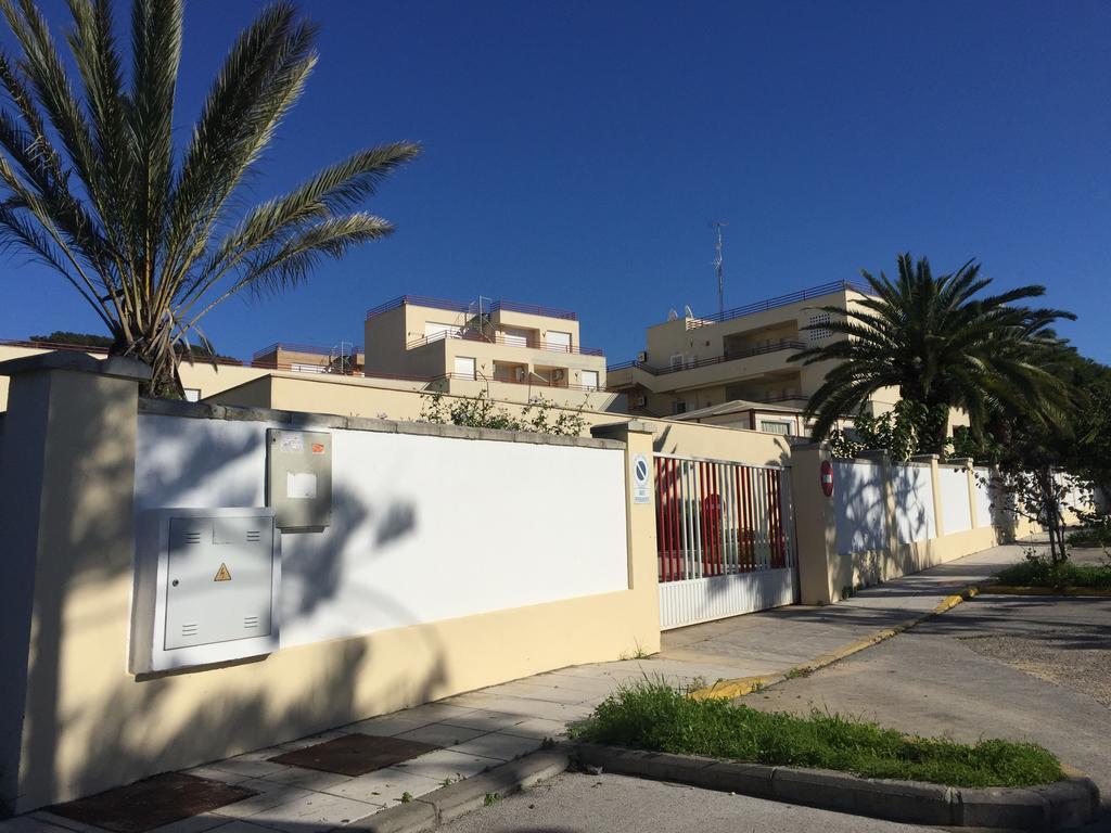 Apartamentos Inma Mayor en primera línea de playa, con Parking y Piscina Los Canos De Meca Exterior foto